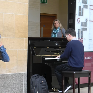 黄色美女品初中生网站
